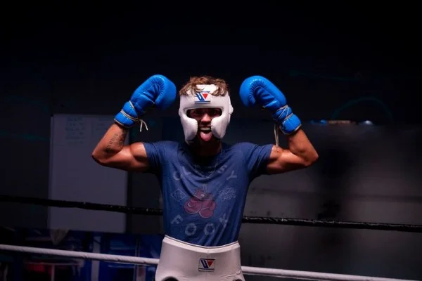 boxer celebrating victory